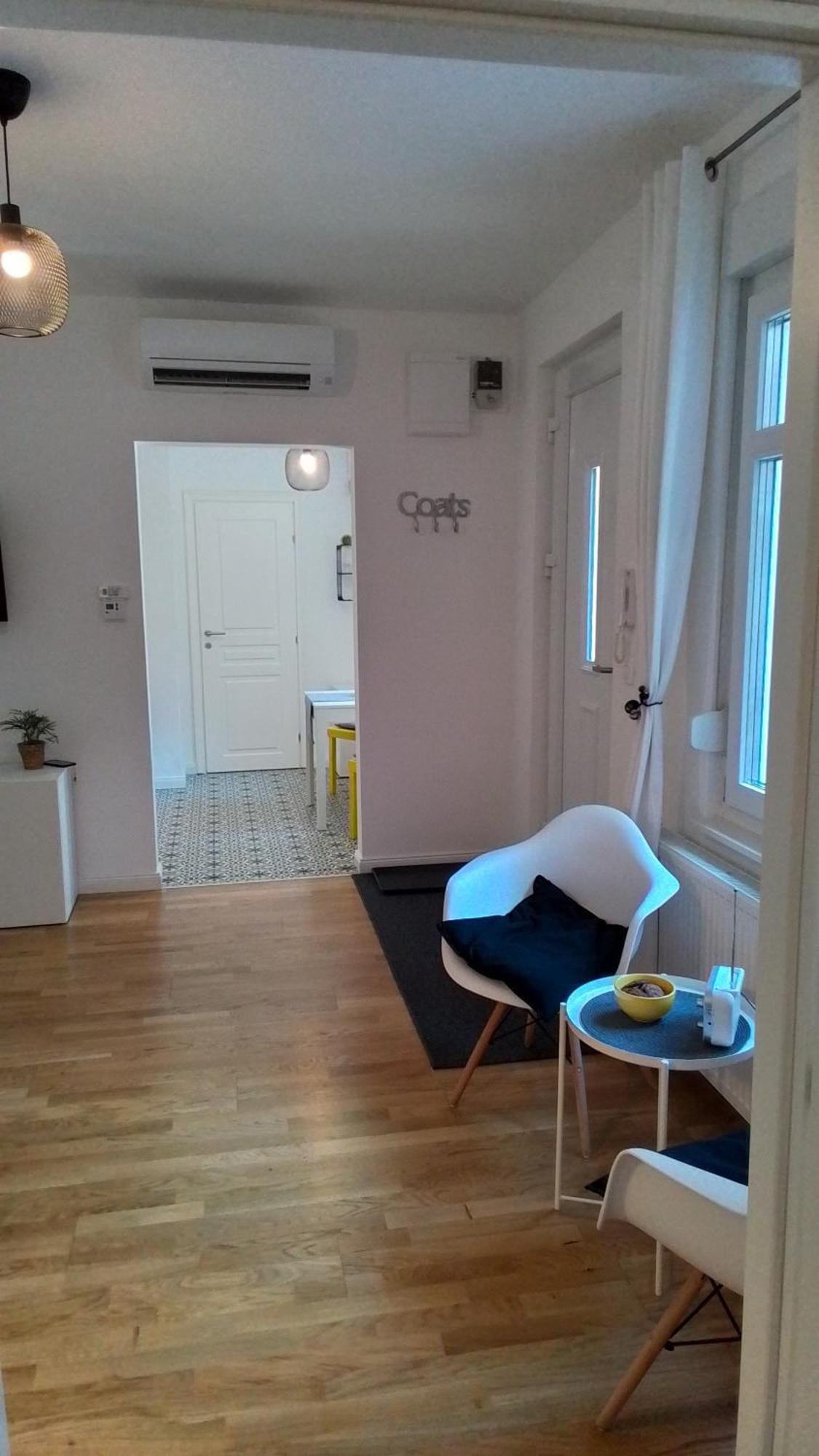Sunny Apartment